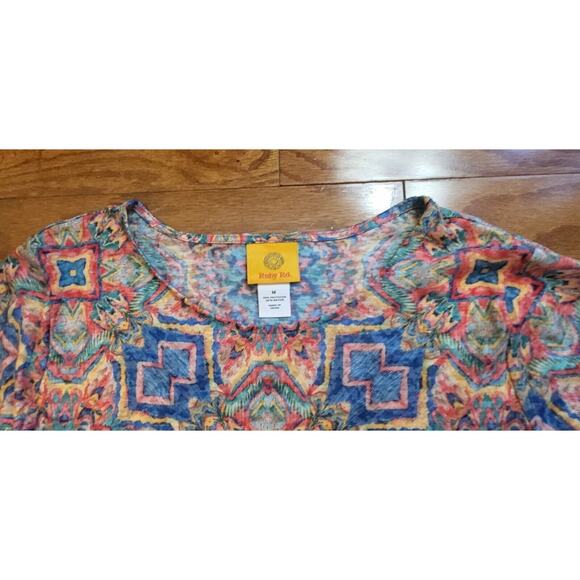 Women Ruby Red Size Medium Colorful Aztec Style Top3/4 Sleeve - Picture 4 of 11